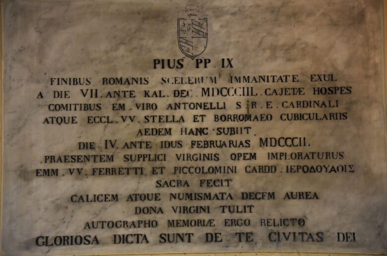 Itri-Santuario-Civita-lapide-Pio-IX-min